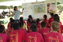 Laura at Kauai Ag Awareness 2016